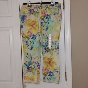 Nicki Minaj  floral print capris  Sz Junior 9/10
